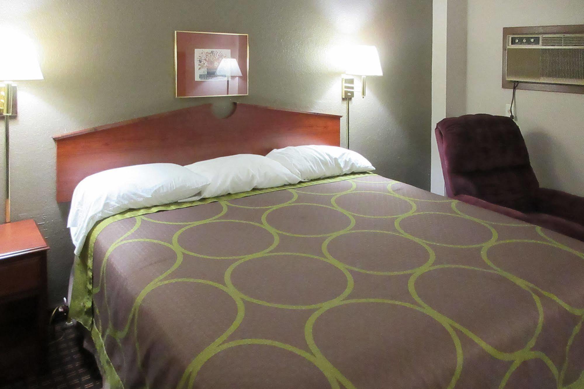Rodeway Inn Saint Joseph Dış mekan fotoğraf